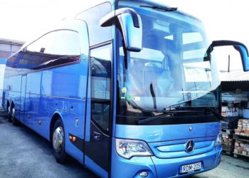 Mercedes, 55 fős
